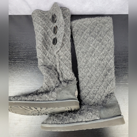Ugg Womens Gray Australia Lattice Button Knit Tall Boots Size US 8 - Picture 11 of 16